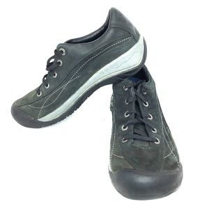 Keen Size 8.5 Suede Hiking Shoes